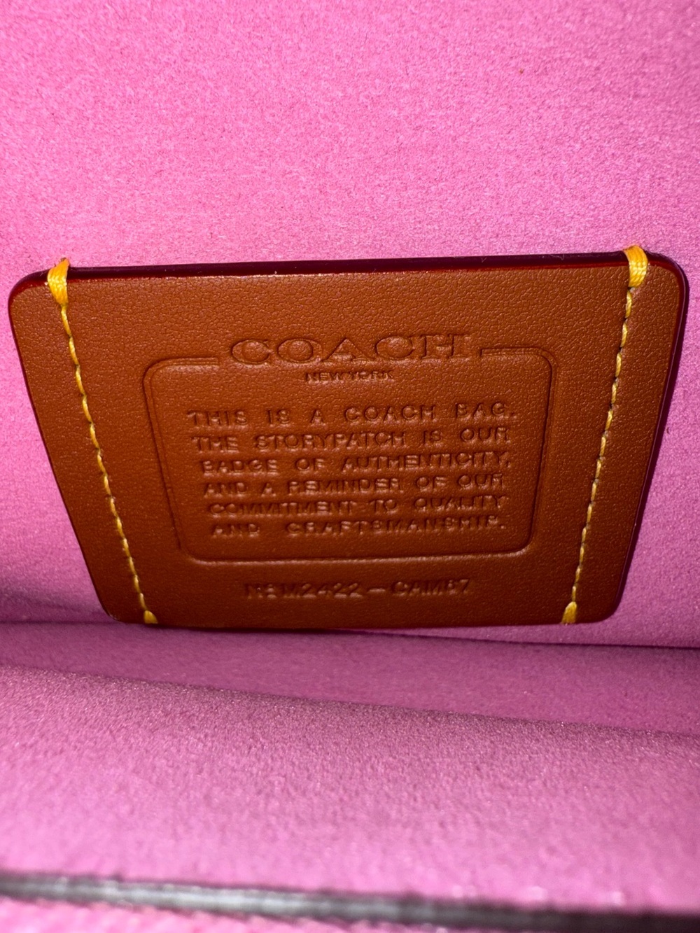 Coach Pink Tabby 20 - Picture 4 of 7